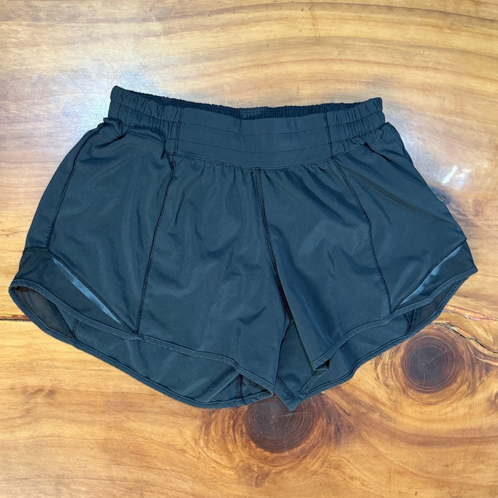 Lululemon Women's Shorts 6 Small Hotty Hott Solid Black Lined Running H3-18